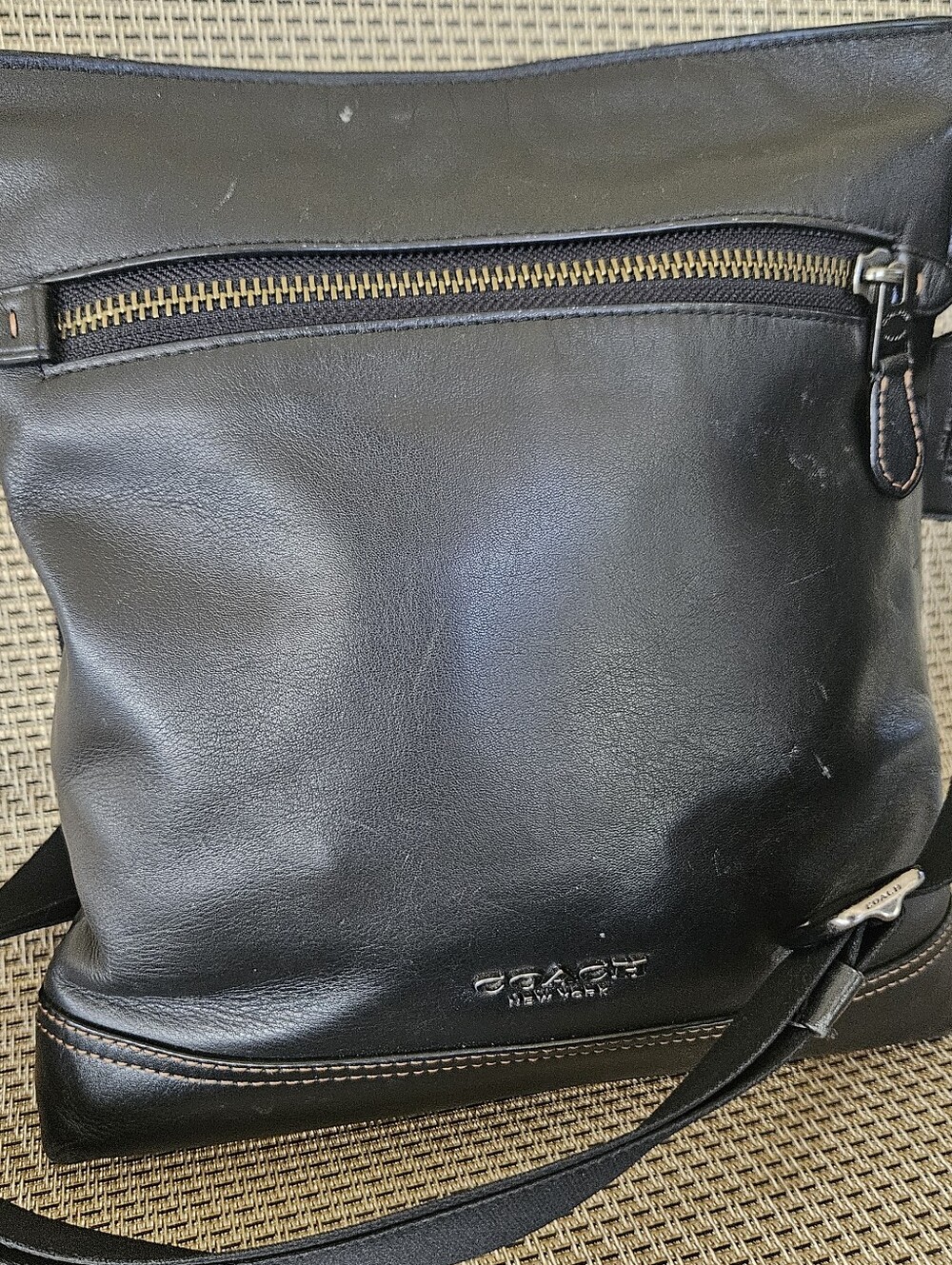 COACH BLACK HANDBAG, COACH LEATHER PURSE, COACH VINTAGE HANDBAG - Picture 5 of 6